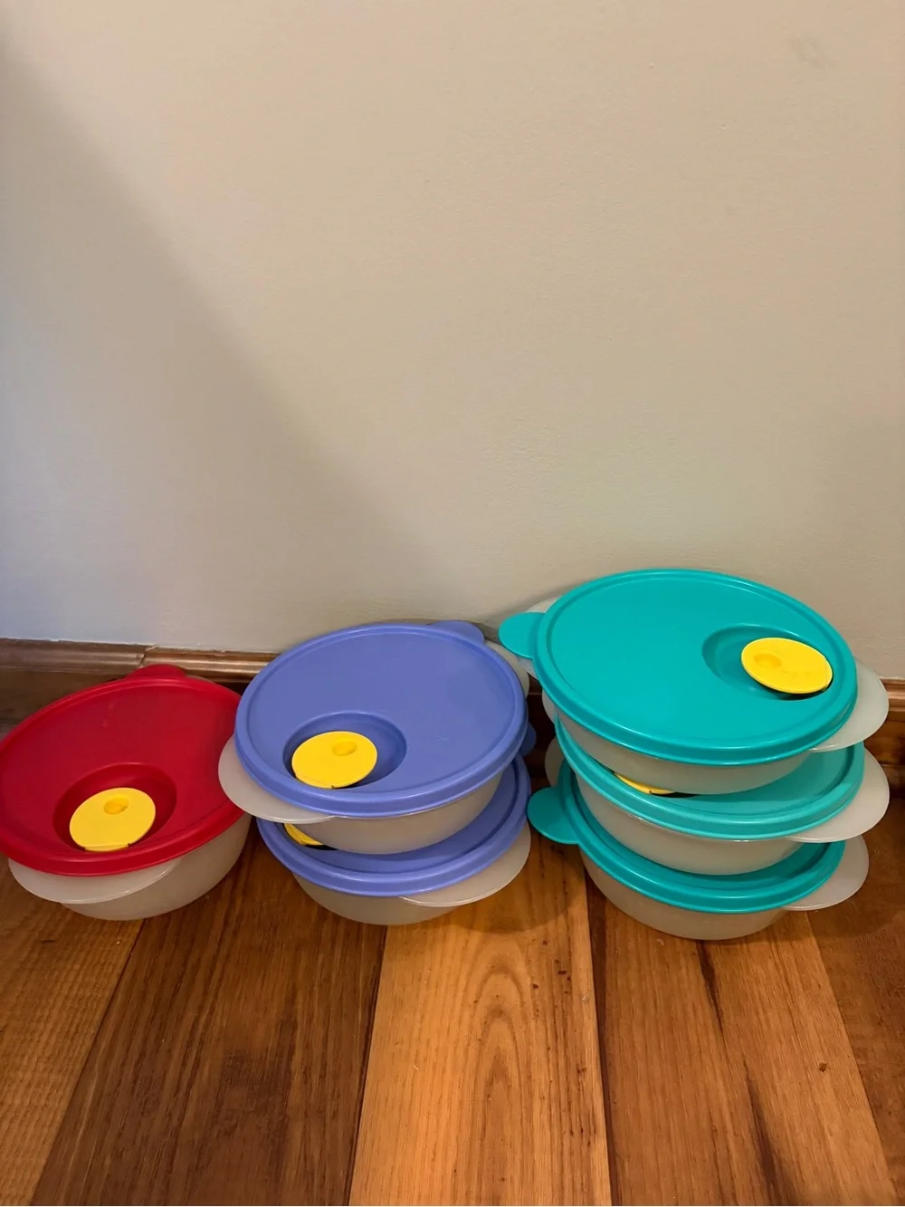 Tupperware Bundle Of 22 Plastic Food Storage Set in Blue, Teal, Purple and Pink